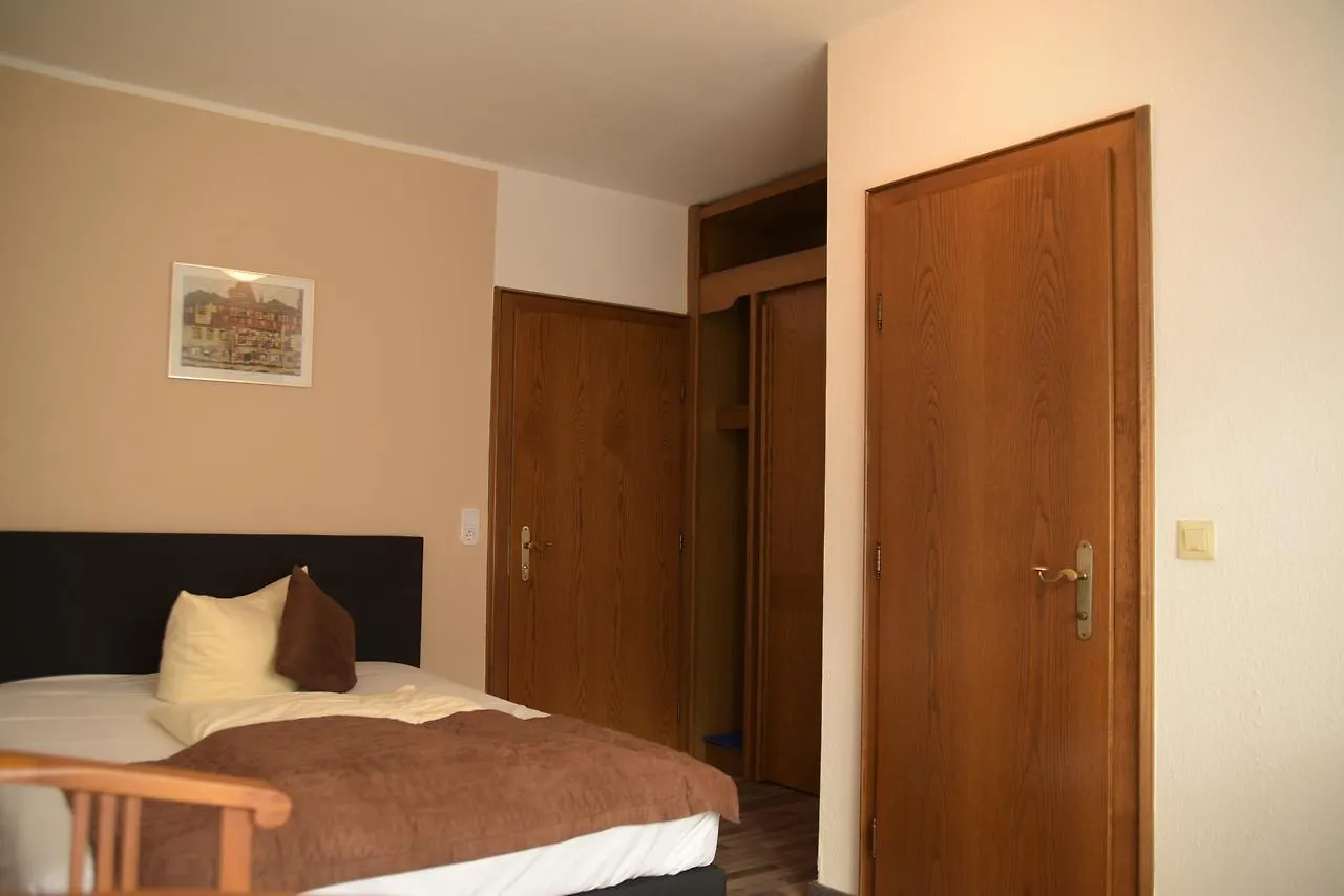 פפרונטן Landhotel Roefleuten גרמניה